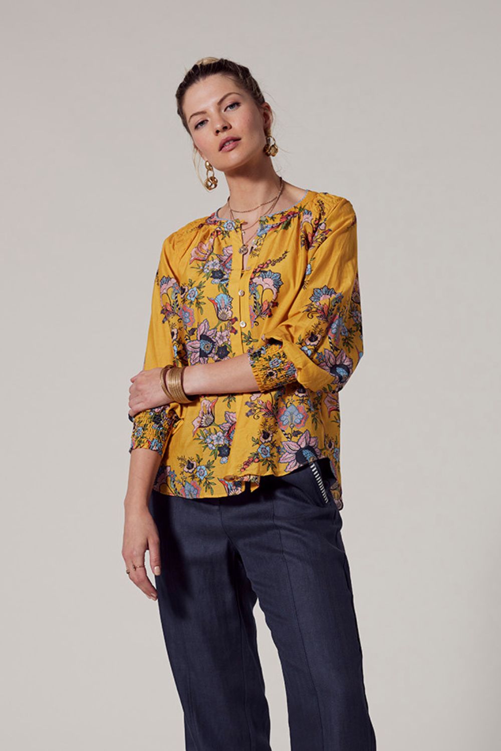 Loobie's Story Gala Shirt | Gold Multi_Shop 12