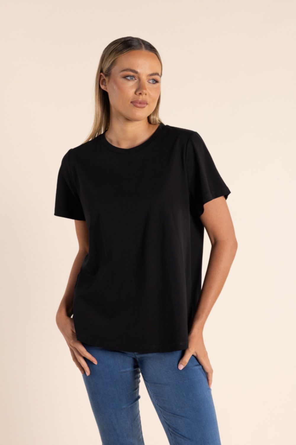 Two T's Crew Neck T-Shirt | Black_Shop 12